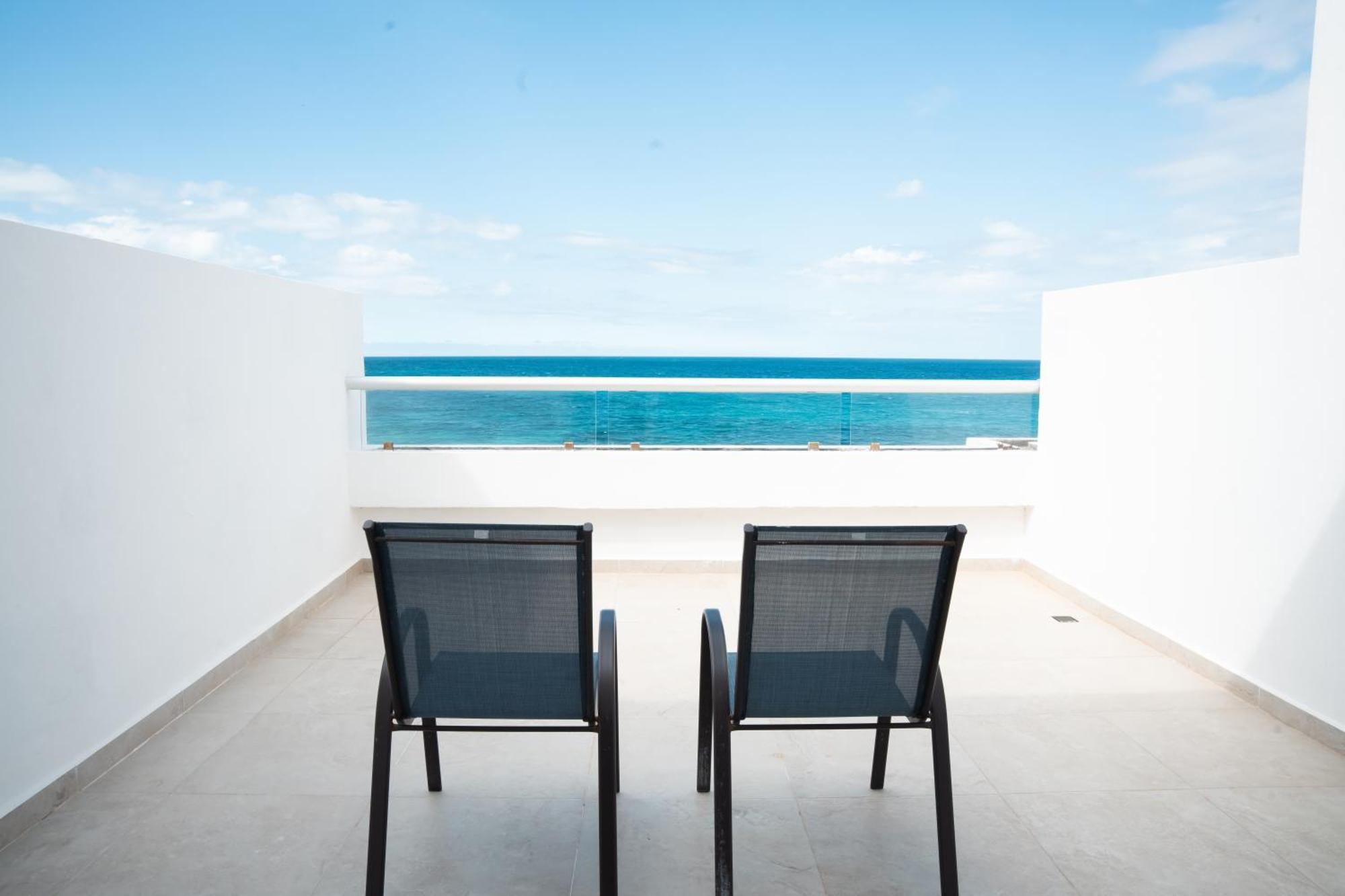 King Suite with Ocean View